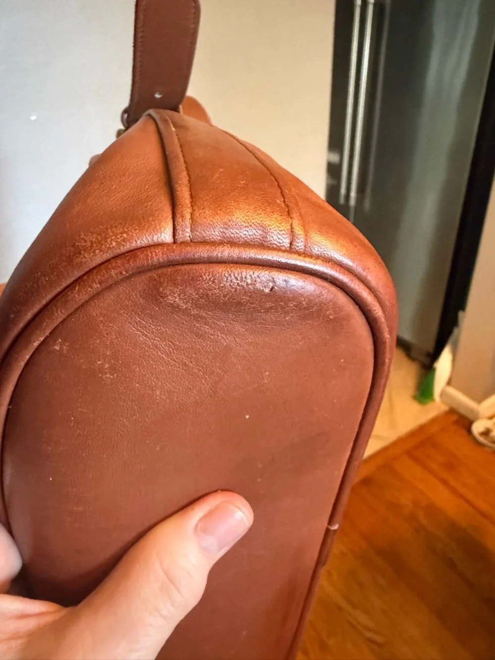 Coach vintage leather  saddle-style crossbody bag - Picture 6 of 16